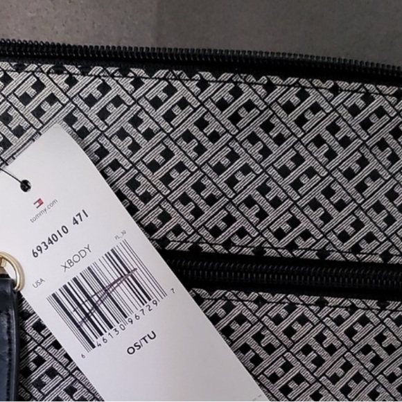 Tommy Hilfiger Monogram Crossbody Bag - Picture 4 of 9